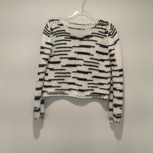 525 America  Black and cream sweater Cozy/warm knit chunky long sleeve sweater S
